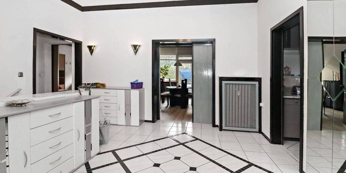 Gewerbeobjekt Berlin Spandau - 8 Zimmer, 495.000&euro; | Angebot:25726947