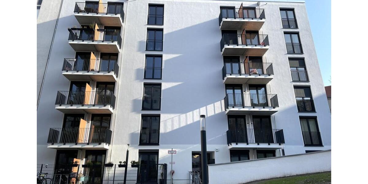 Etagenwohnung Berlin Neukölln - 4 Zimmer, 87 m&sup2;, 2.449&euro; | Angebot:24976415