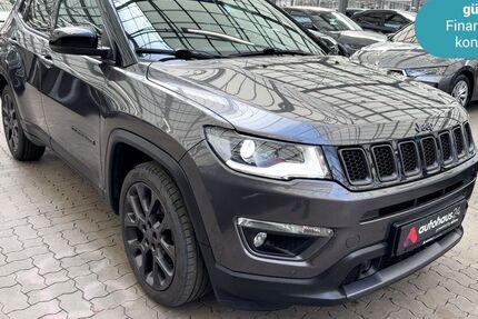 Jeep Compass 68.047 km 17.990 &euro; Ludwigsfelde (bei Berlin) 14974