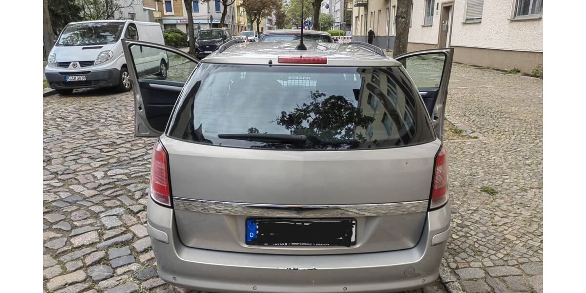 Opel Astra 143.000 km 2.700 &euro; Berlin 13403