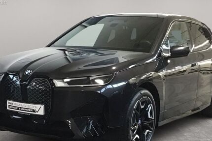 BMW iX 38.860 km 63.900 € Berlin 12683