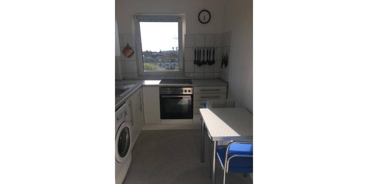 Nähe Adenauerplatz-U7 Top City-Wohnung mit Lift und 2 Balkone (möbliert) 2 zimmer