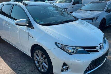Toyota Auris 296.000 km 6.800 &euro; Berlin 13597