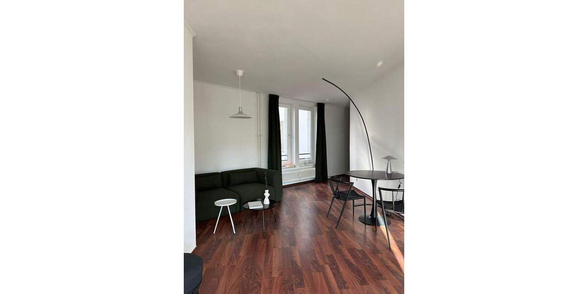 Stilvoll möblierte 3-Zimmer-Wohnung mit Wintergarten & Stellplatz in Bestlage am Tiergarten 3 zimmer