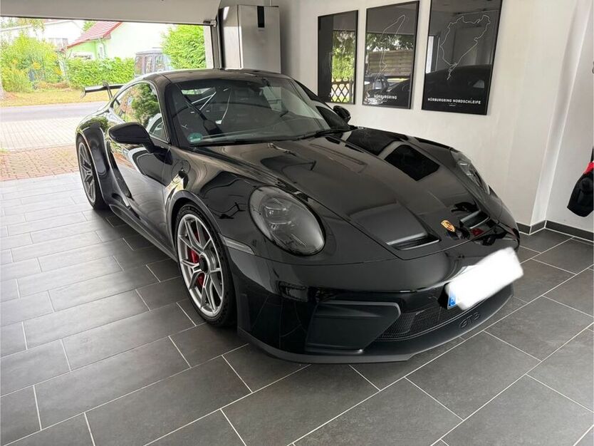 992