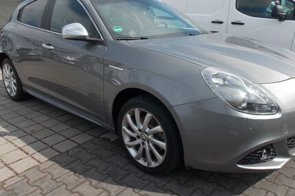 Alfa Romeo Giulietta 100.000 km 8.490 &euro; Mahlow 15831