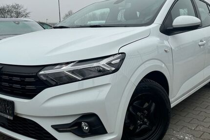 Dacia Sandero 174.000 km 7.299 &euro; Oberkrämer 16727