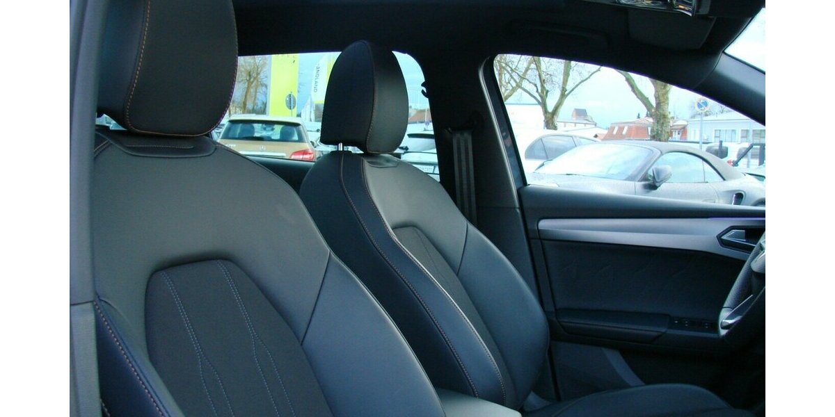 Cupra Leon ST eTSi ACC Panorama Vision Plus LED Beats 5.999 km 27.980 &euro; Falkensee 14612