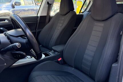 Peugeot 308 133.843 km 8.300 &euro; Berlin 13187
