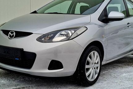 Mazda 2 122.000 km 3.499 &euro; Berlin 13125