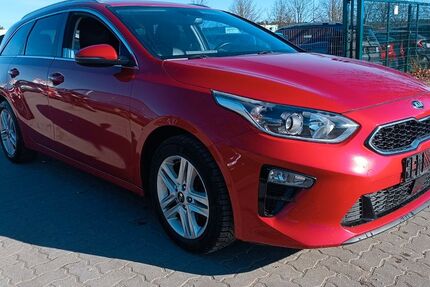 Kia ceed Sportswagon 206.000 km 8.990 &euro; Mittenwalde 15749