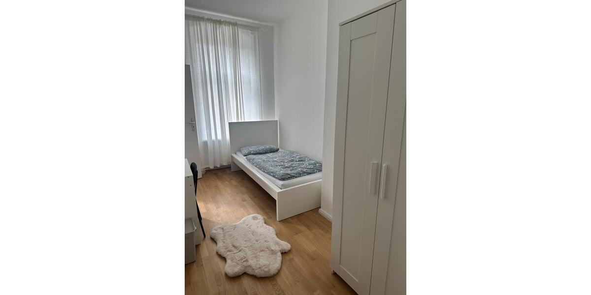 Etagenwohnung Berlin Neukölln - 2 Zimmer, 55 m&sup2;, 1.500&euro; | Angebot:26644734