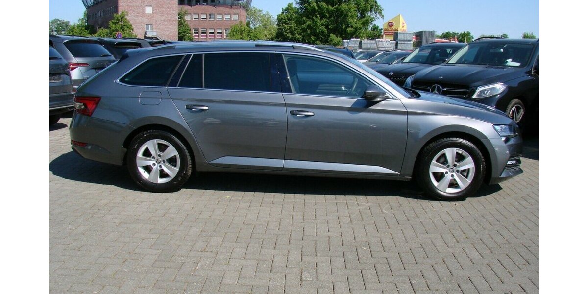 Skoda Superb 2.0TDI Style Pano ACC Columbus Standheizung 26.128 km 34.980 &euro; Falkensee 14612