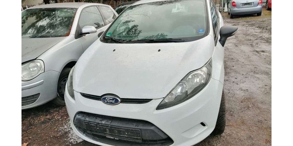 Ford Fiesta 90.000 km 3.600 &euro; Schönefeld OT-Waltersdorf 12529