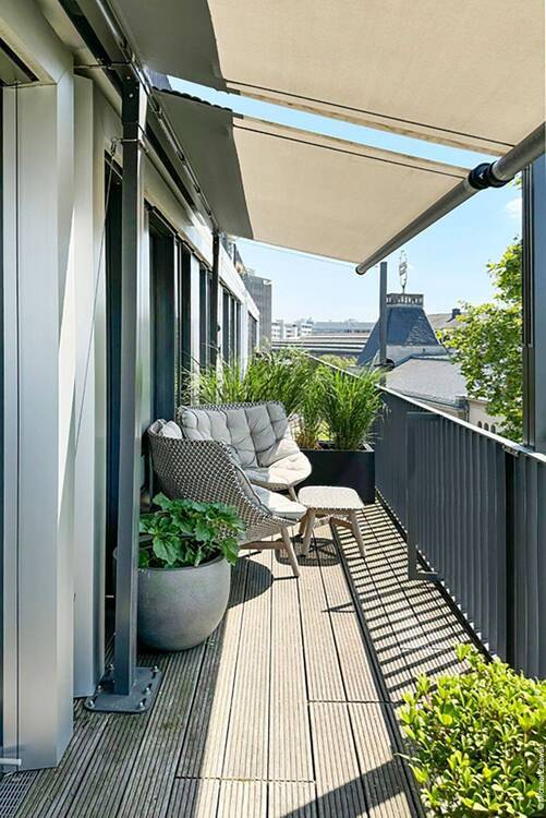 Luxury. Location. Lifestyle. - Designikone an der Spree