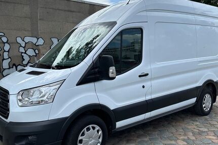 Ford Transit 136.090 km 11.990 &euro; Berlin OT Alt-Hohenschönhausen 13055