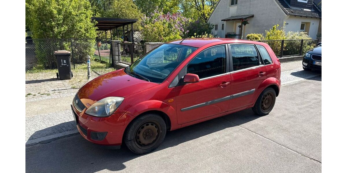 Ford Fiesta 117.000 km 1.700 &euro; Berlin 13353