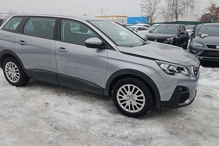 Peugeot 5008 127.000 km 9.800 &euro; Mittenwalde 15749