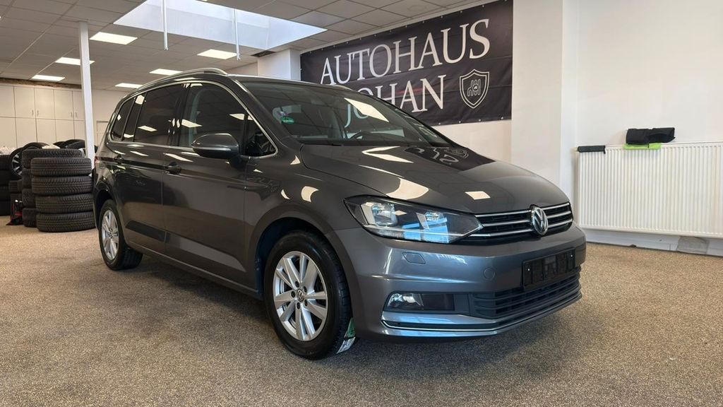 VW Touran 160.000 km 16.990 &euro; Berlin 12351