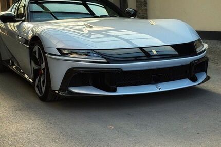 Ferrari 12Cilindri 1.500 km 529.000 &euro; Stahnsdorf 14532