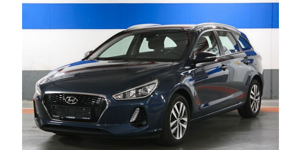 Hyundai i30 73.000 km 11.000 &euro; Berlin 10785