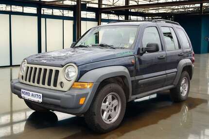Jeep Cherokee 260.000 km 1.900 &euro; Berlin Hennigsdorf 16761
