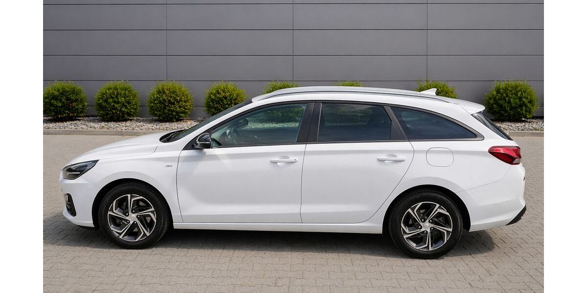 Hyundai i30 106.526 km 15.900 &euro; Bernau bei Berlin 16321