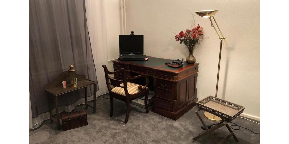 Etagenwohnung Berlin Charlottenburg-Wilmersdorf - 2 Zimmer, 70 m&sup2;, 1.250&euro; | Angebot:24693579