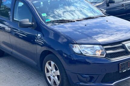 Dacia Logan 121.000 km 2.999 &euro; Wildau 15745