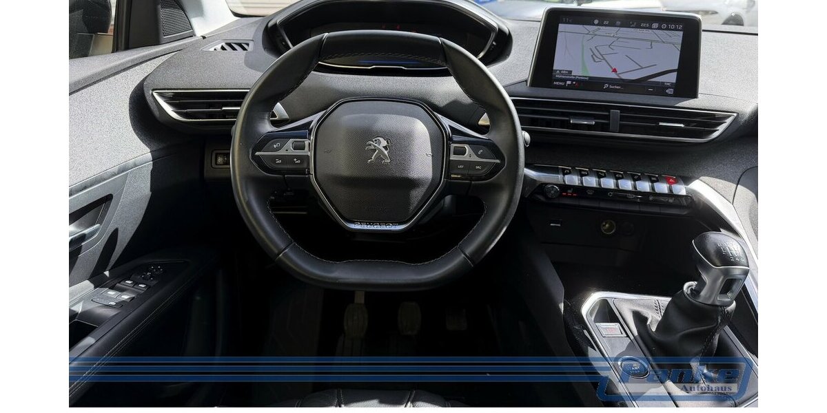 Peugeot 3008 Pano*F+R-Cam*Leder*Navi*Car-Play*E-Heck* 68.784 km 15.990 &euro; Berlin 13187