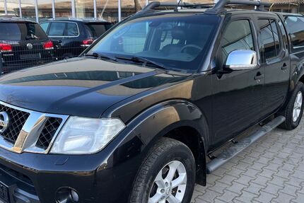 Nissan Navara 165.000 km 11.999 € berlin 10787
