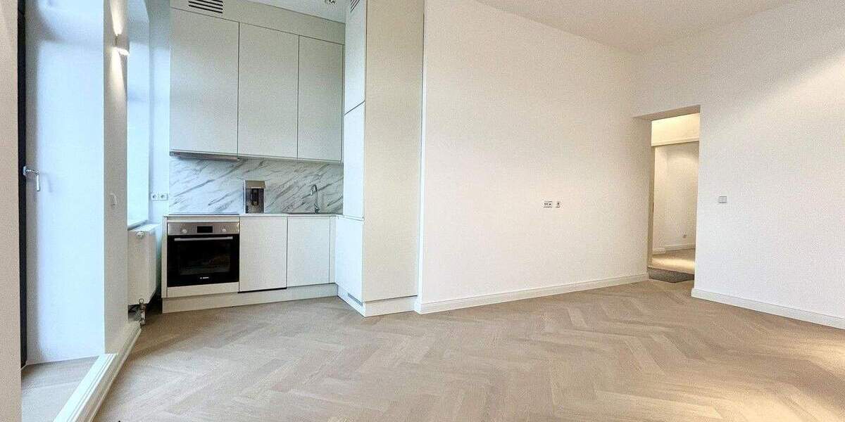 Wunderschönes Apartment im ruhigen Hinterhaus | Balkon | EBK | Altbau | Erstbezug nach Kernsanierung 2 zimmer