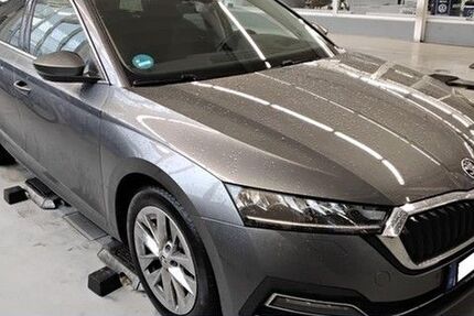 Skoda Octavia 144.680 km 18.799 &euro; Rüdersdorf 15562