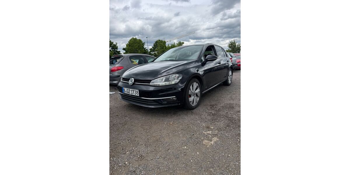 VW Golf 168.000 km 7.500 &euro; Mittenwalde 15749