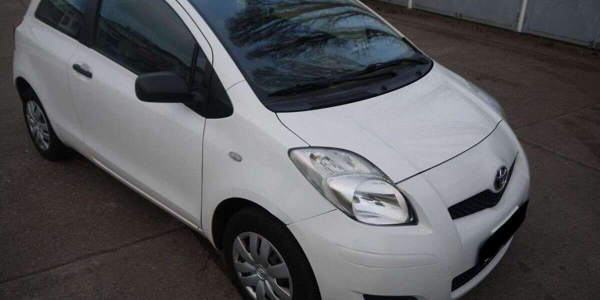 Toyota Yaris 170.000 km 2.499 &euro; Berlin 12439