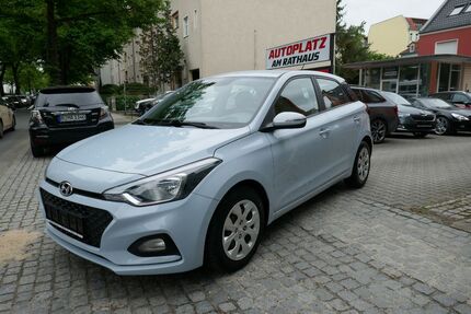 Hyundai i20 51.378 km 10.499 &euro; Berlin-Tempelhof 12105