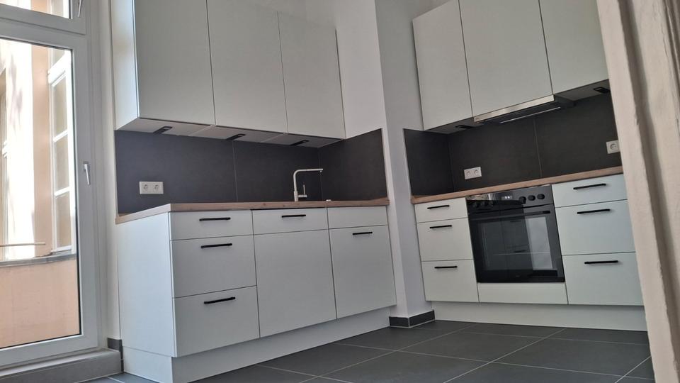 Etagenwohnung Berlin Charlottenburg-Wilmersdorf - 3 Zimmer, 90 m&sup2;, 2.100&euro; | Angebot:26223892