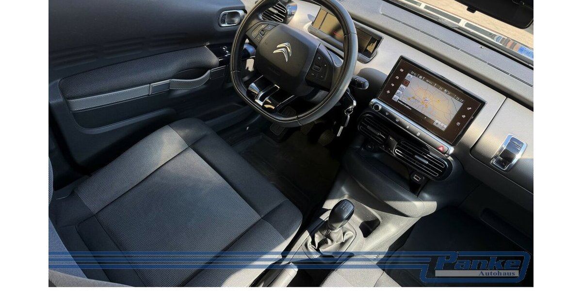 Citroen C4 Cactus Business 1.2*SHZ*NAV*USB*Kamera*LED* 105.469 km 7.600 &euro; Berlin 13187