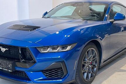 Ford Mustang 5.500 km 51.000 &euro; Potsdam-Drewitz b.Berlin 14478