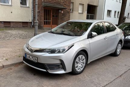 Toyota Corolla 171.455 km 12.590 &euro; Berlin 13509