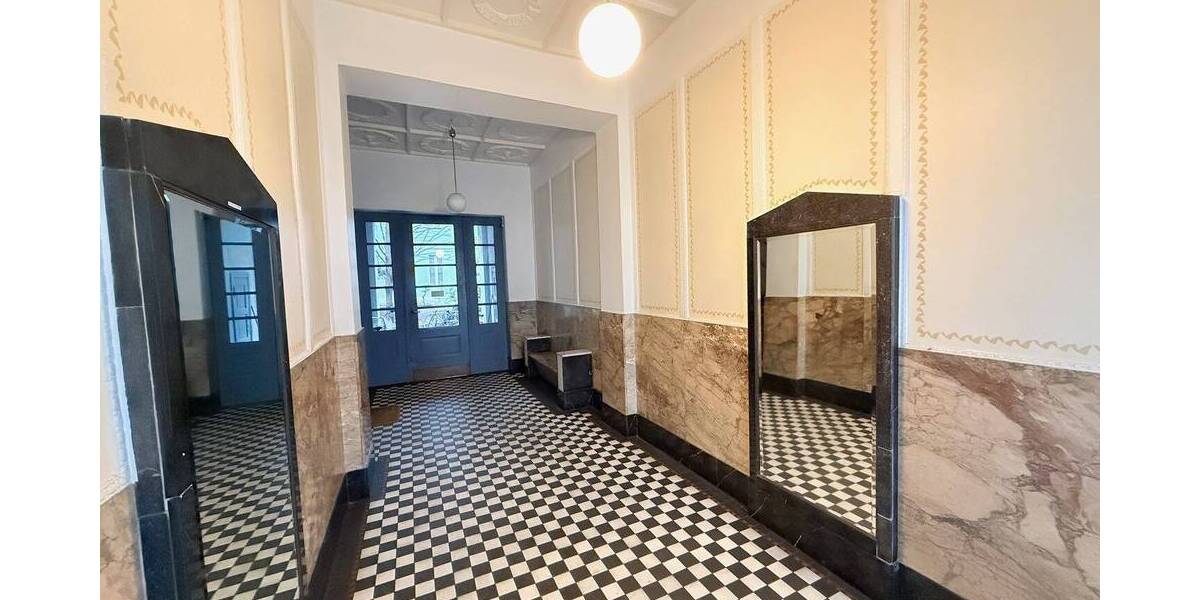 Etagenwohnung Berlin Charlottenburg - 6 Zimmer, 209 m&sup2;, 2.715&euro; | Angebot:25739907