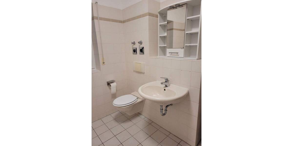 Etagenwohnung Berlin Kaulsdorf - 2 Zimmer, 66 m&sup2;, 1.199&euro; | Angebot:25524565