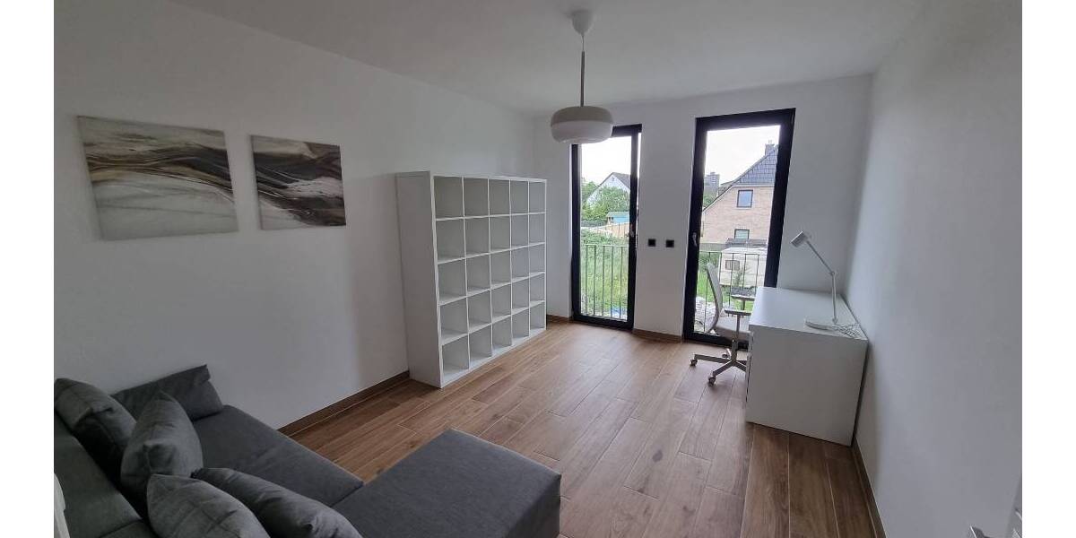 Doppelhaushälfte Berlin Altglienicke - 5 Zimmer, 160 m&sup2;, 2.900&euro; | Angebot:26247801