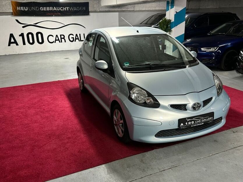 Aygo (X)