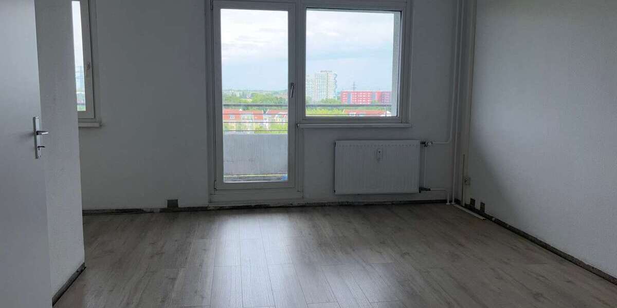 Etagenwohnung Berlin Lichtenberg - 1 Zimmer, 37 m&sup2;, 609&euro; | Angebot:27080234