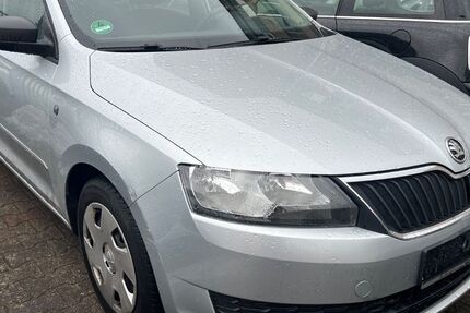 Skoda Rapid 41.000 km 7.490 &euro; Berlin 13581