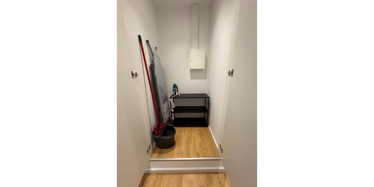 Etagenwohnung Berlin Steglitz-Zehlendorf - 2 Zimmer, 50 m&sup2;, 1.200&euro; | Angebot:26249330