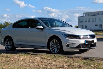 VW Passat 98.500 km 14.500 &euro; Berlin 12526