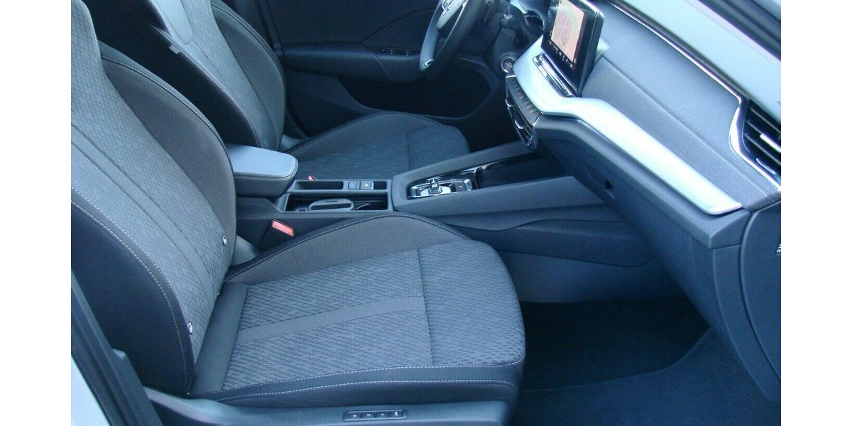 Skoda Octavia 2.0TDI Style ACC Columbus HeadUp AHK 48.103 km 25.980 &euro; Falkensee 14612