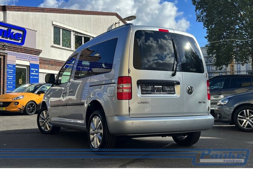 VW Caddy Highline*Navi*SHZ*Tempo*5-Sitzer*Chrom* 172.472 km 10.990 € Berlin 13187